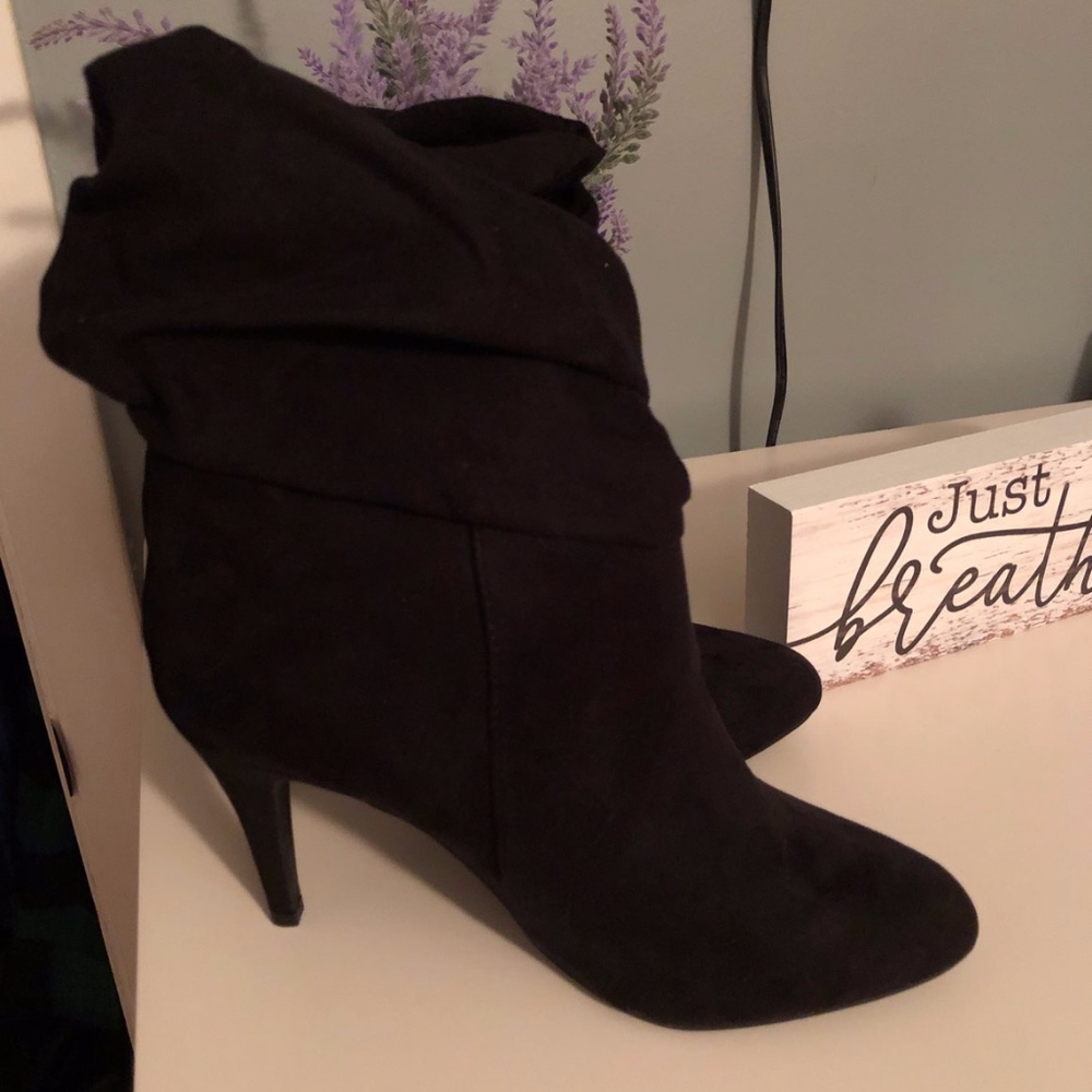 black heeled boots size 8.5